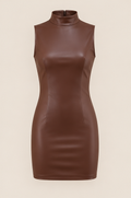 Vestido Caroline chocolate BY MANAY, producto solo sobre fondo neutro.